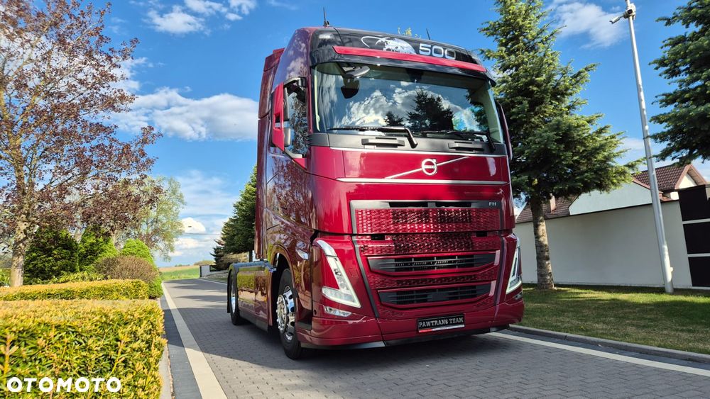 Volvo VOLVO///FH///500///2023/// GLOBETROTTER///XXL/// VIRTUAL COCPIT///FULL LED///ALUFELGI///KLIMATYZACJA POSTOJOWA///ZABUDOWY MIĘDZYOSIOWE///STAN BARDZO DOBRY - 11