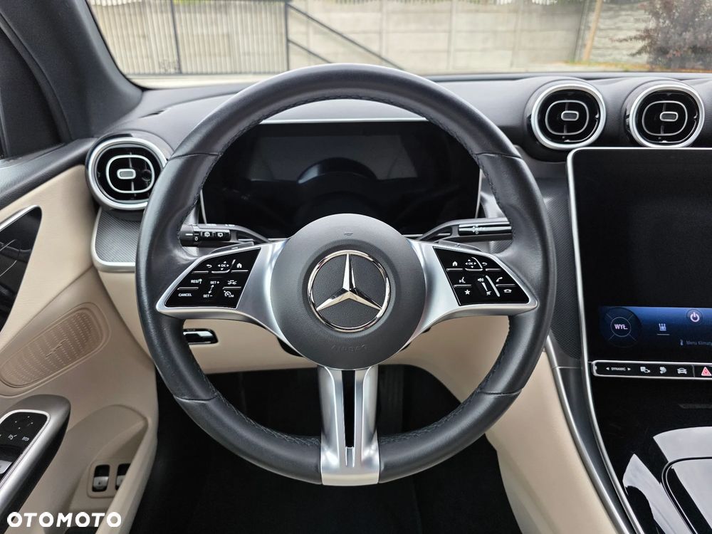 Mercedes-Benz GLC 300 e 4-Matic Avantgarde - 34
