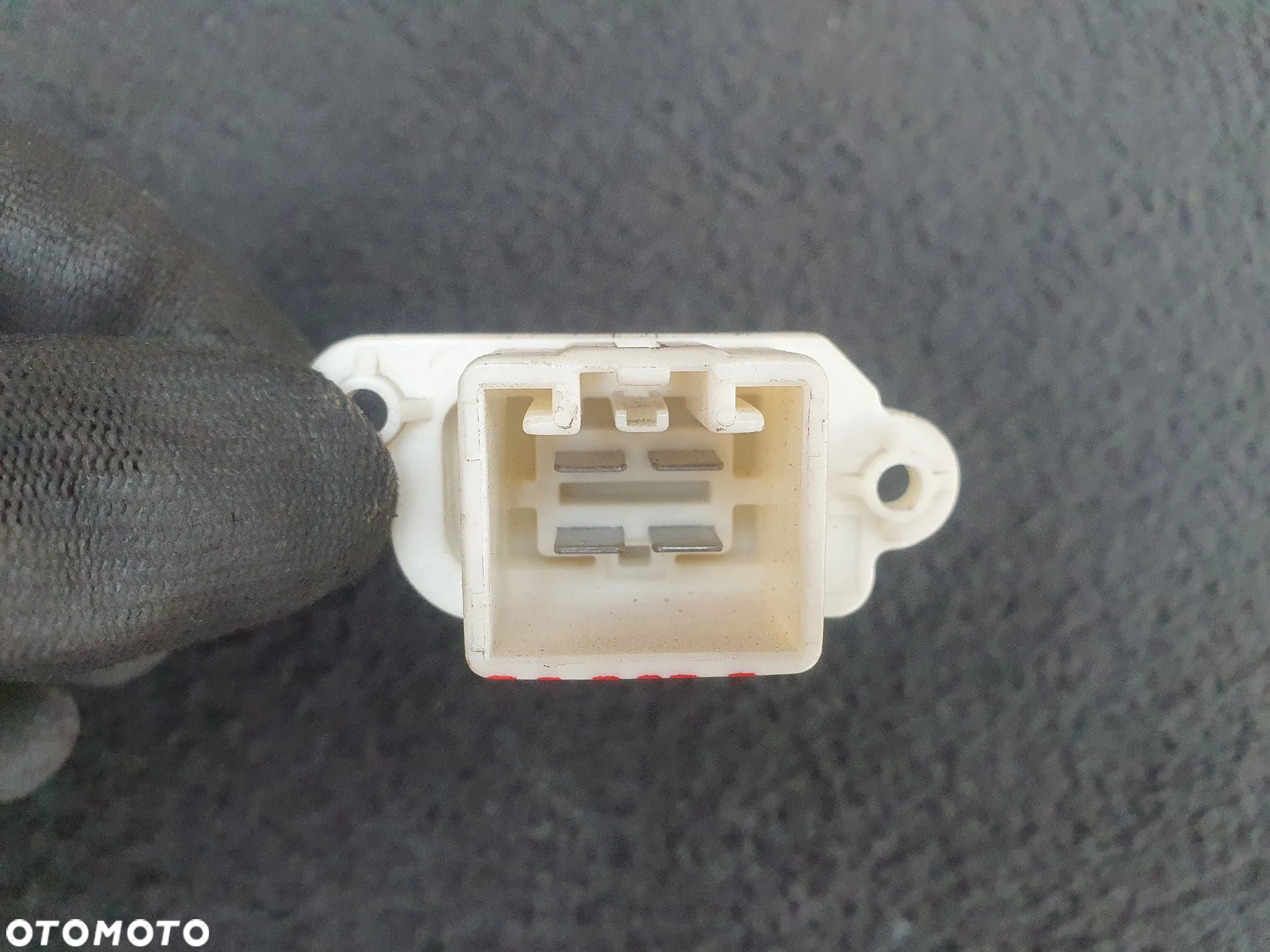 OPORNIK REZYSTOR NAWIEWU FORD FOCUS MK2 3M5H18B647AC + WTYCZKA INSTALACJA POSIADAM 3SZT - 4