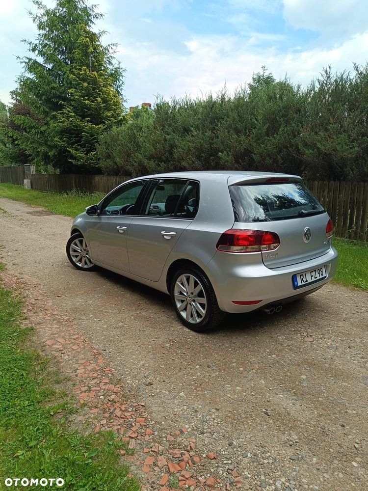 Volkswagen Golf - 5