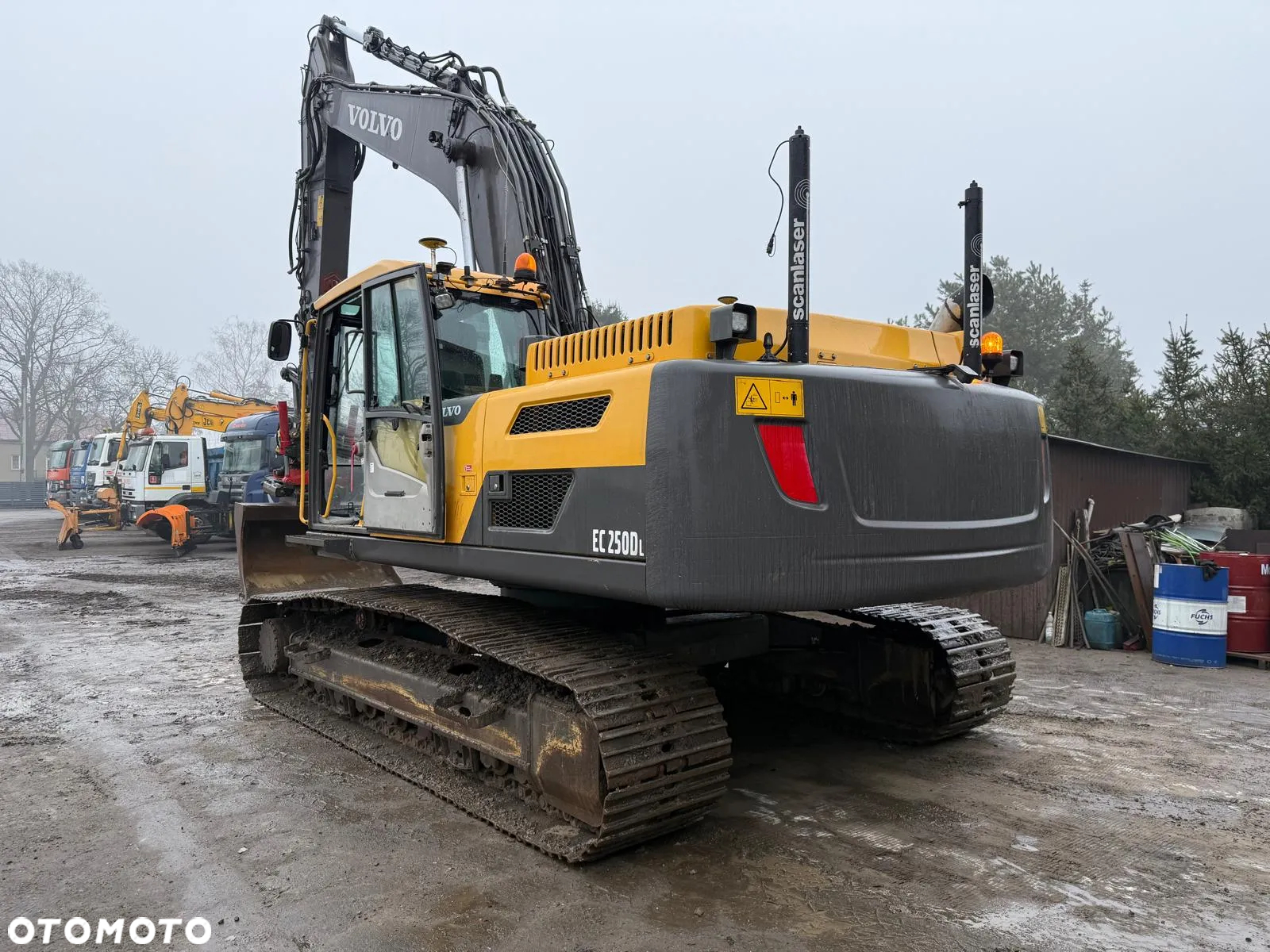 Volvo EC 250DL - 12