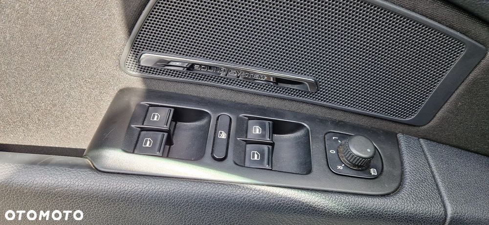 Skoda Superb 2.0 TDI Elegance DSG - 4