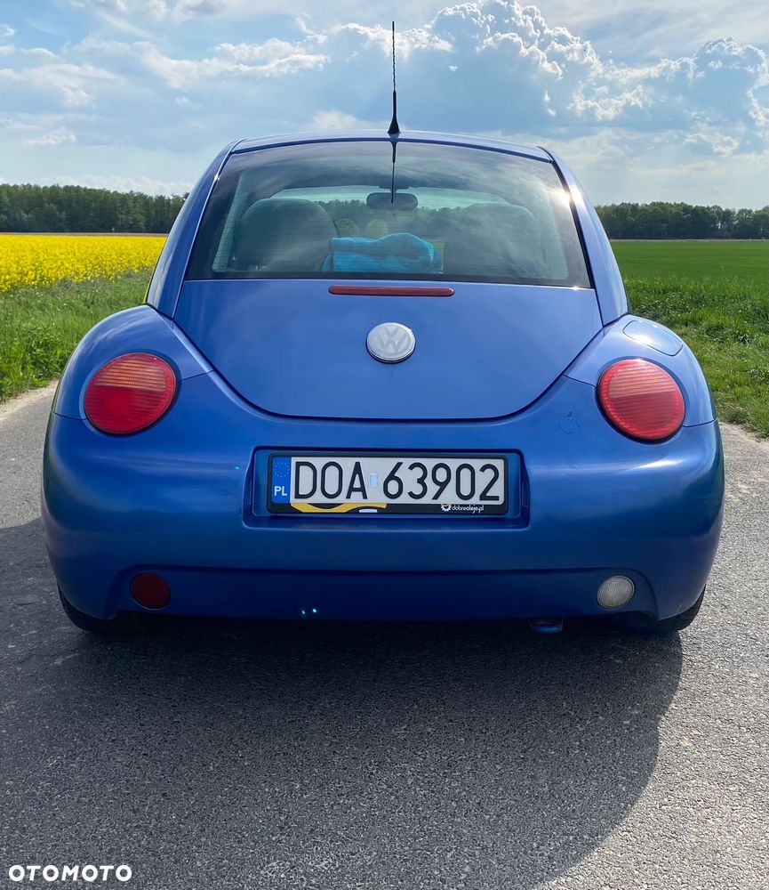 Volkswagen New Beetle - 7