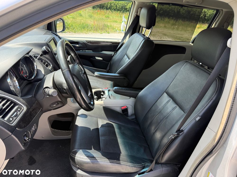 Lancia Voyager 2.8 CRD16v Gold - 5