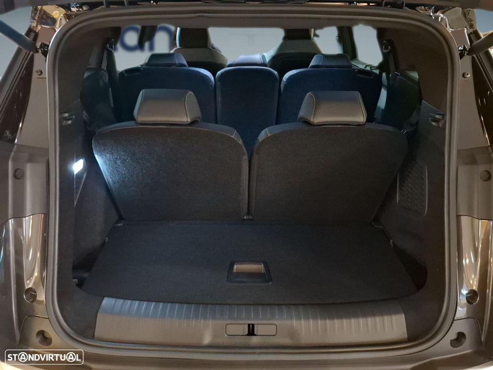Peugeot 5008 1.6 Plug-in Hybrid Allure e-DCS7 - 24