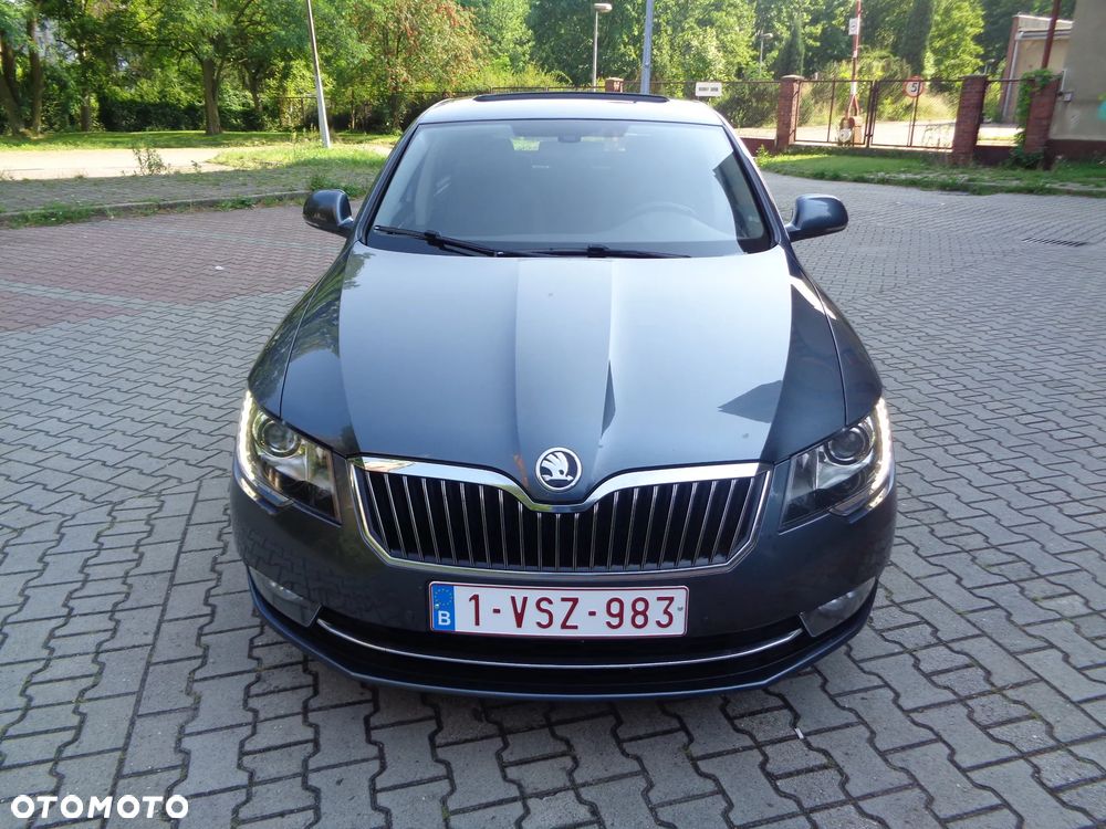 Skoda Superb 1.6 TDI Active - 2