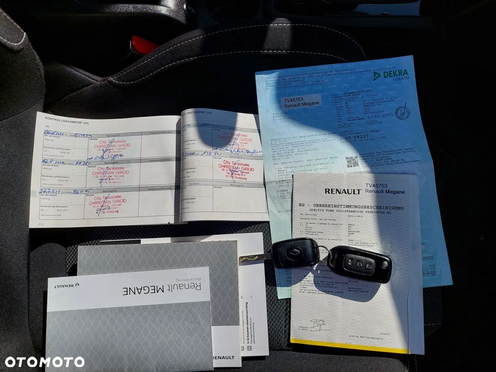 Renault Megane ENERGY TCe 100 INTENS - 32