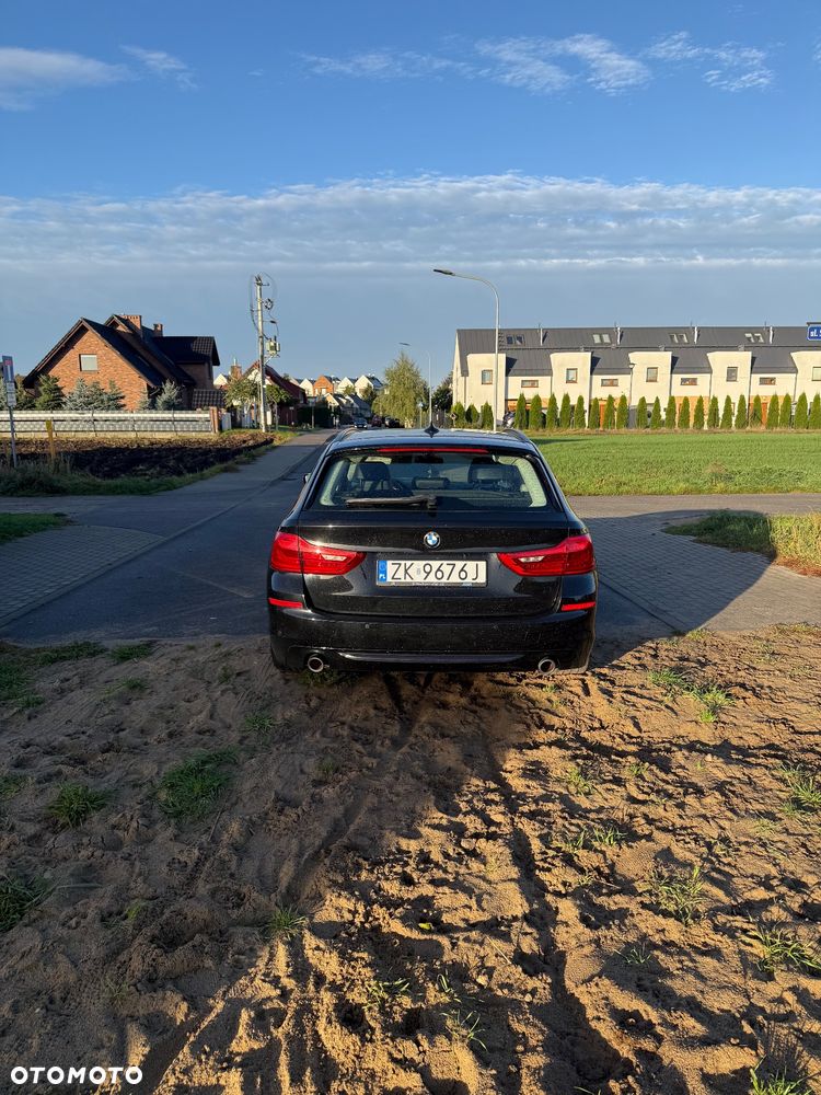 BMW Seria 5 2019 photo 5