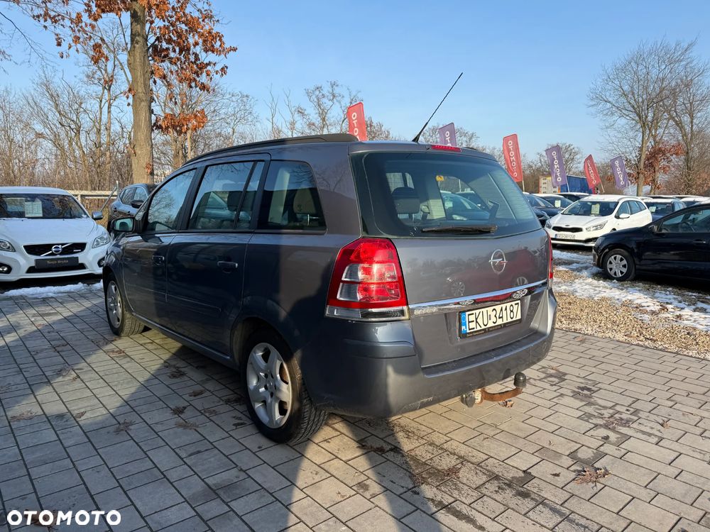Opel Zafira 1.6 - 15