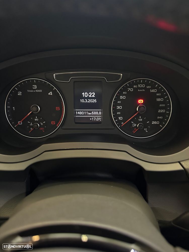 Audi Q3 2.0 TDI Design - 11