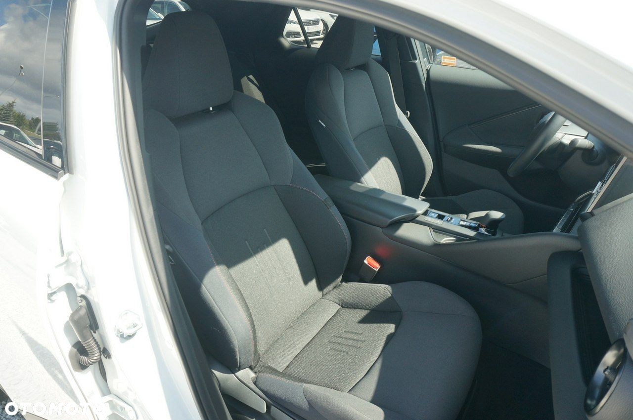 Toyota C-HR - 29