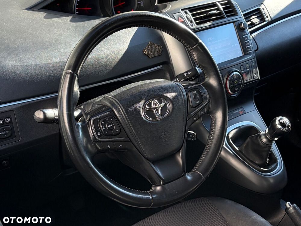 Toyota Verso 1.8 Prestige - 15