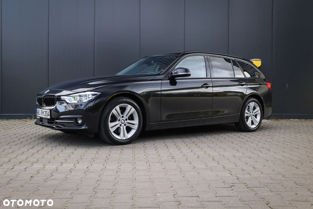 BMW Seria 3 320d xDrive Luxury Line sport - 17