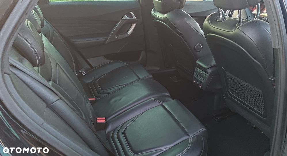 DS Automobiles DS 5 - 12