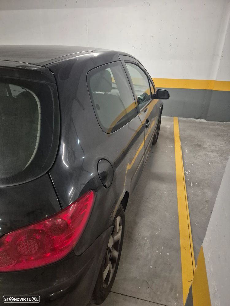 Peugeot 307 - 4