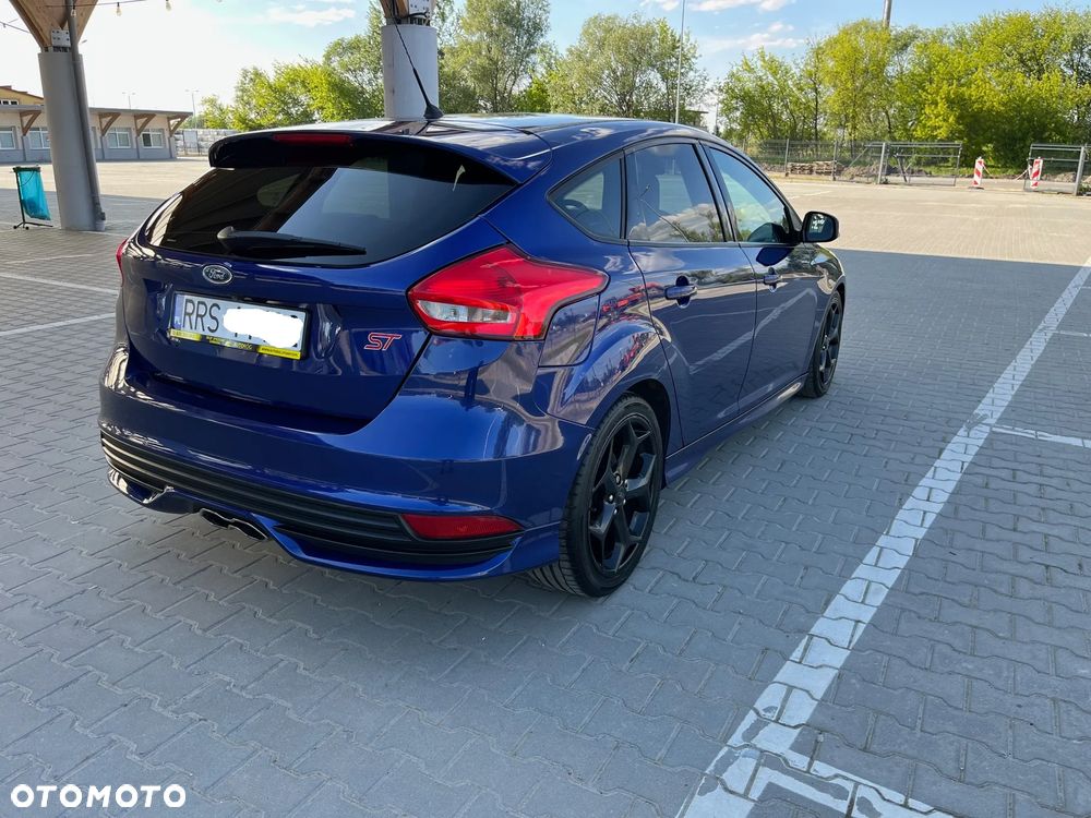 Ford Focus 2.0 TDCi ST-2 PowerShift - 6