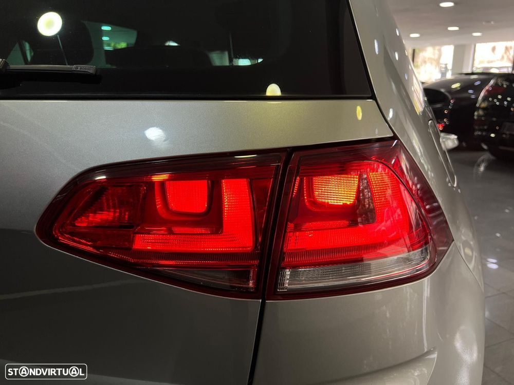 VW Golf 1.6 TDi Confortline - 10