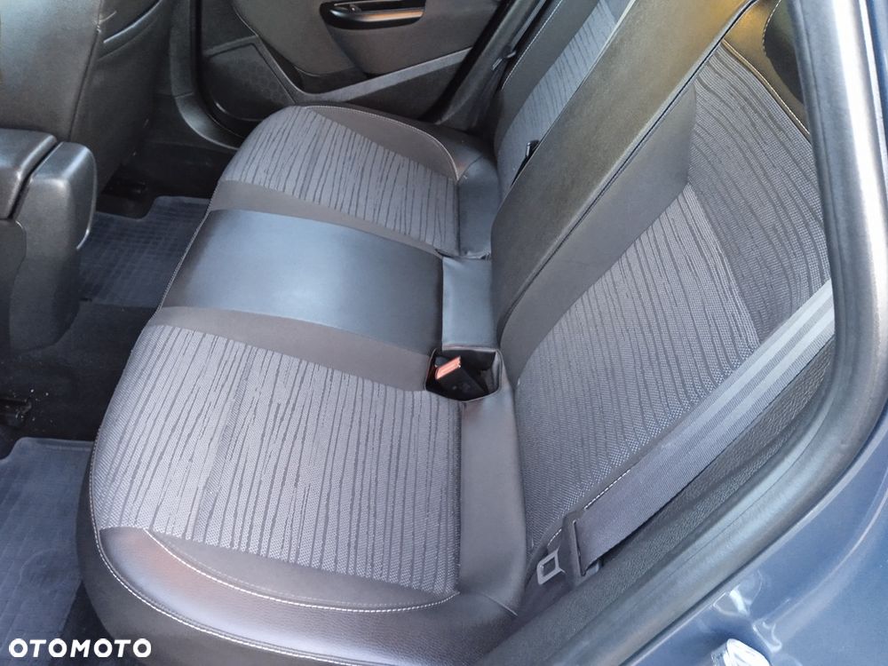 Opel Astra 1.4 T Executive EU6 - 16