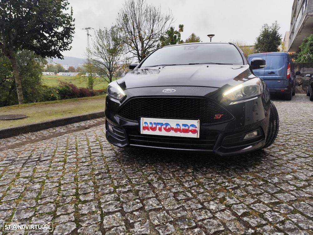 Ford Focus 2.0 TDCi ST-2 - 14