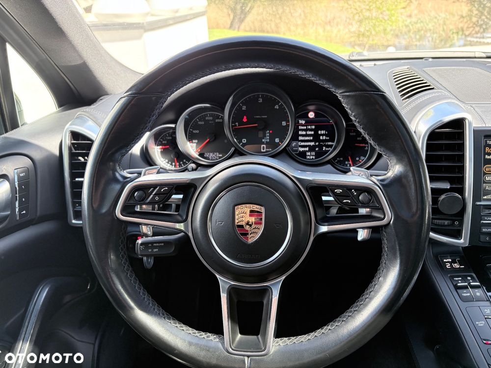 Porsche Cayenne Platinum Edition - 21