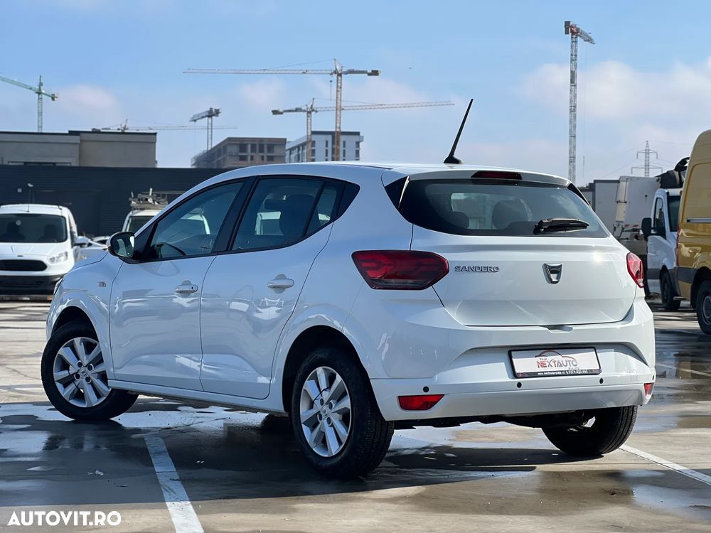 Dacia Sandero - 4