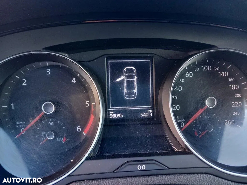 Volkswagen Passat - 6
