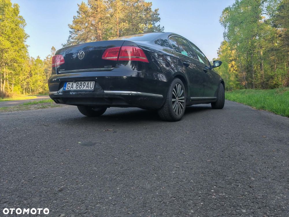 Volkswagen Passat 2.0 TDI Highline - 7