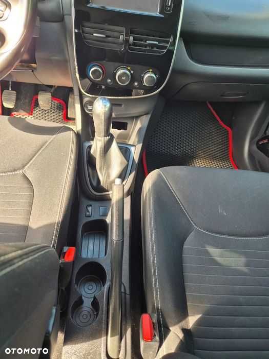 Renault Clio - 5