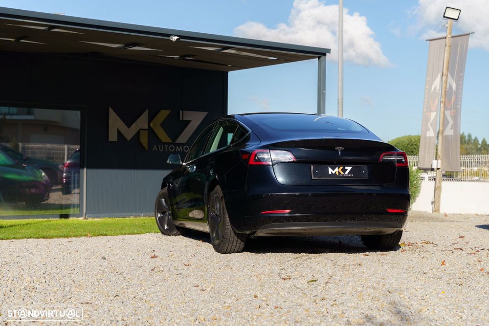 Tesla Model 3 Standard Range Plus RWD - 3