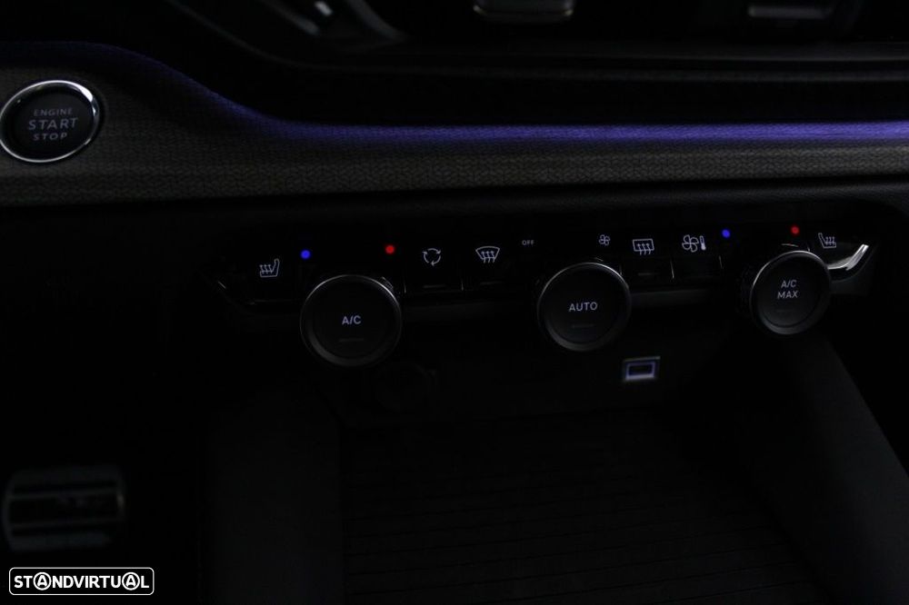 Citroën C5 X 1.6 Hybrid Shine Pack e-EAT8 - 29