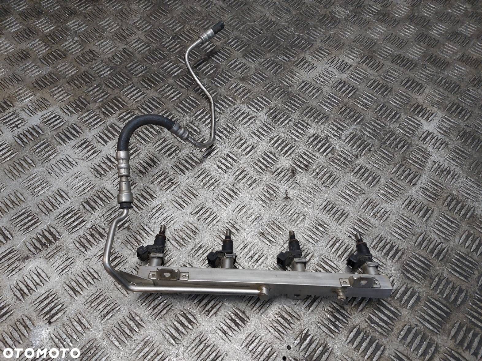 LISTWA WTRYSKOWA WTRYSKIWACZE BMW E90 320SI 2.0 16V 7563512 7555358 - 1