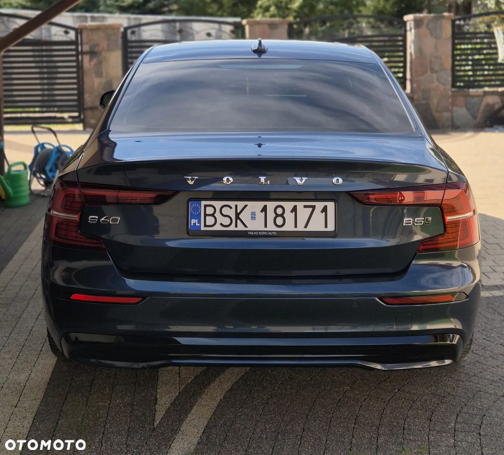 Volvo S60 B5 B AWD Plus Dark - 3