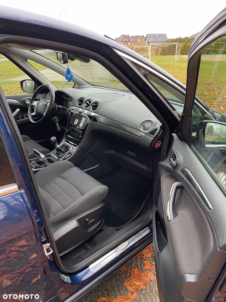 Ford S-Max 2.0 TDCi DPF Titanium - 13