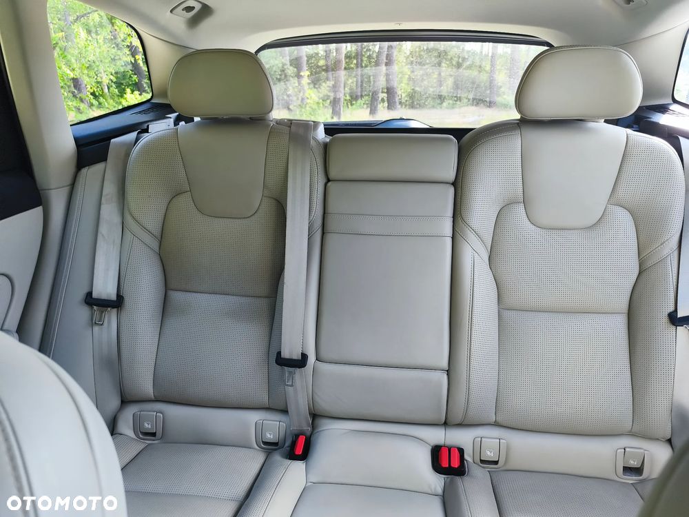 Volvo XC 60 D4 Inscription - 31