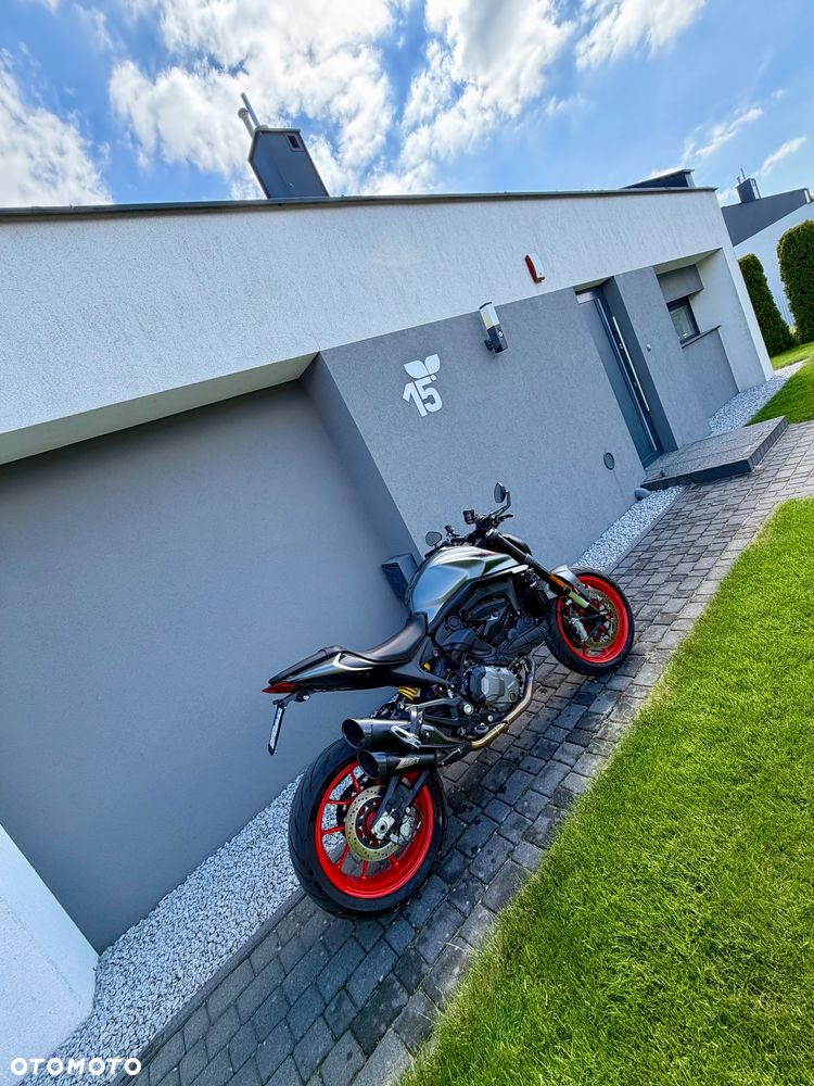 Ducati Monster - 8