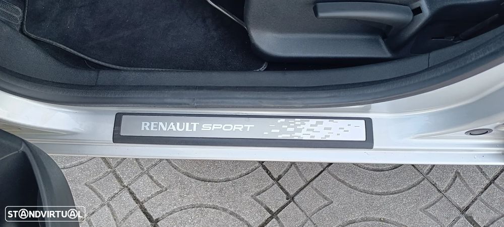Renault Mégane 1.5 dCi GT Line Premium SS - 13