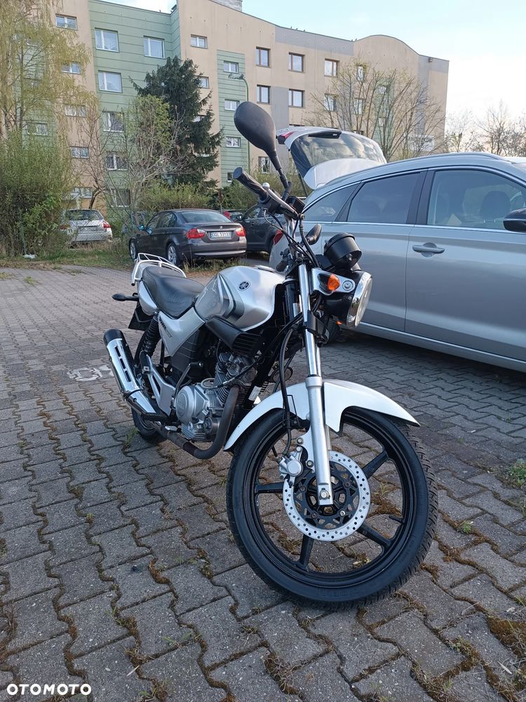 Yamaha YBR - 4