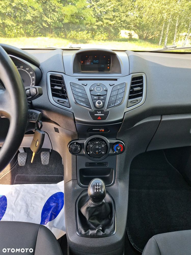 Ford Fiesta - 14