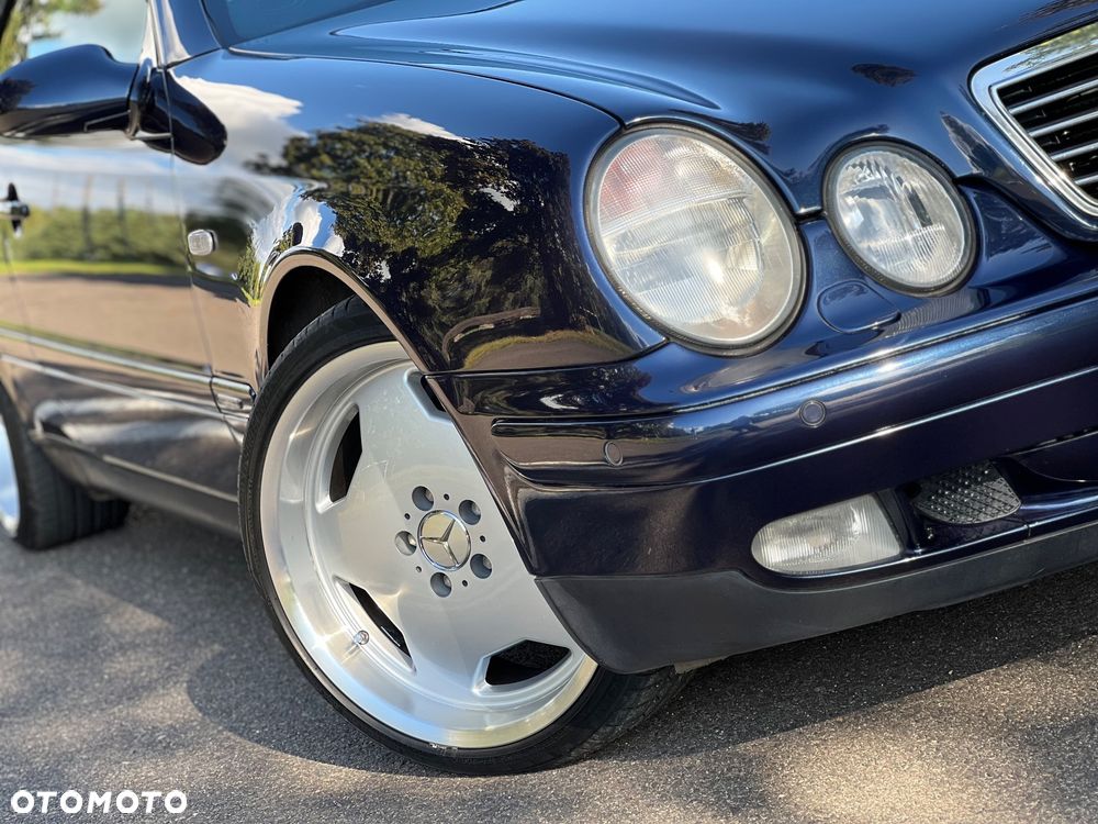 Mercedes-Benz CLK - 11