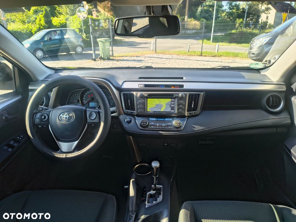 Toyota RAV4 2.2 D-4D 4x4 Automatik Edition - 25