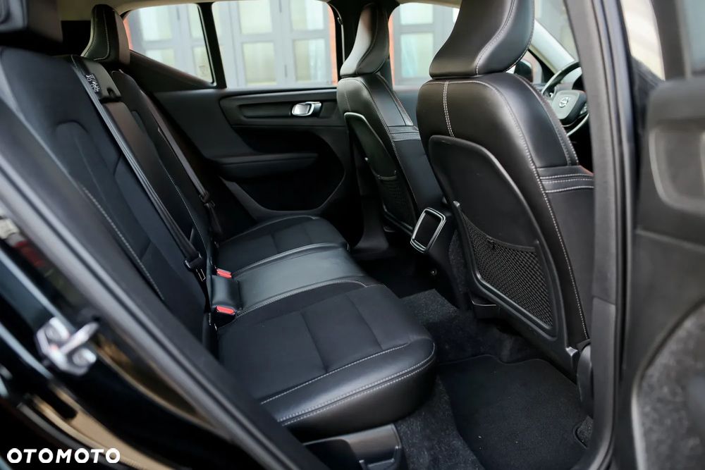 Volvo XC 40 D4 AWD Geartronic Inscription - 26