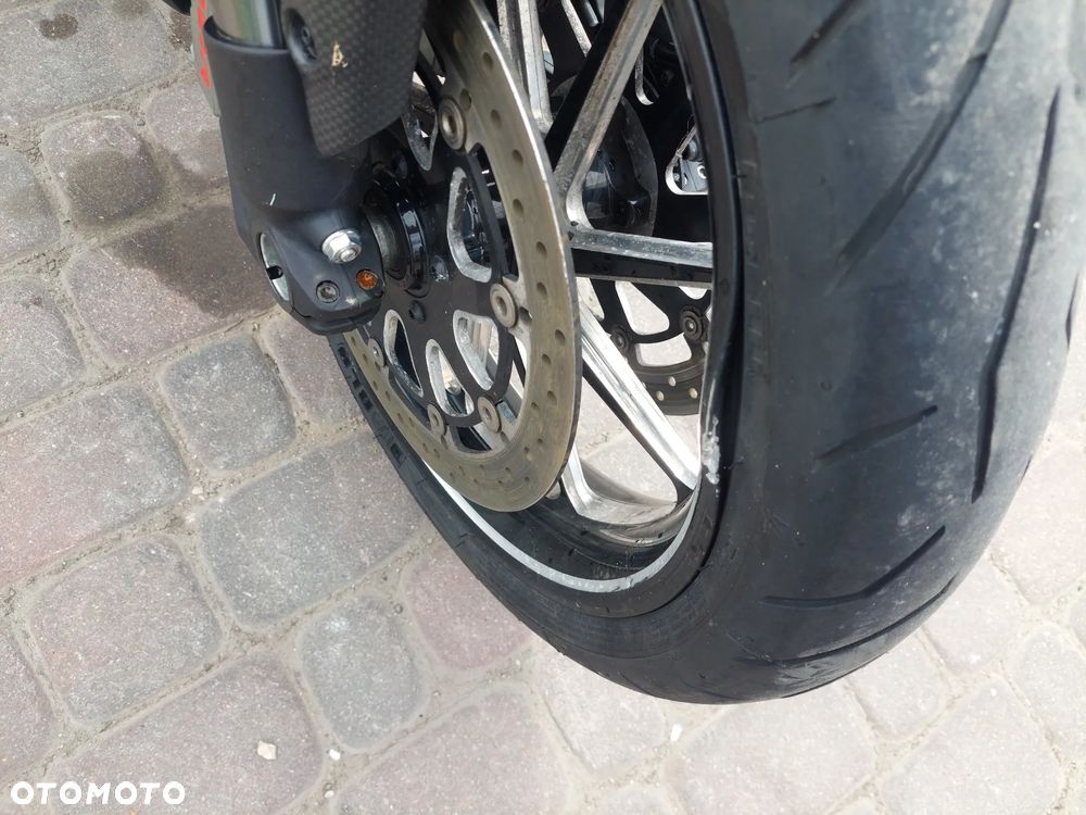 Ducati Diavel - 12