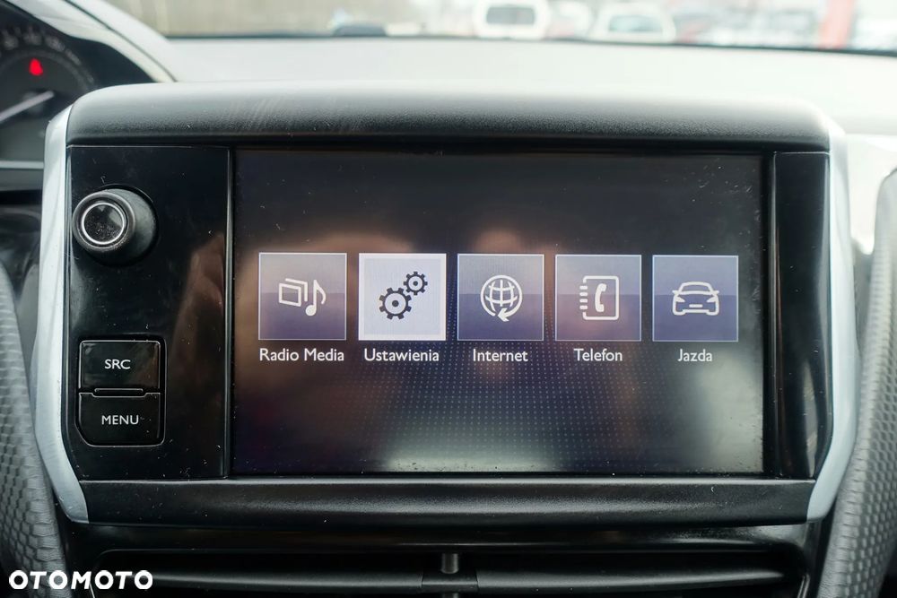 Peugeot 2008 1.2 Pure Tech Active - 17