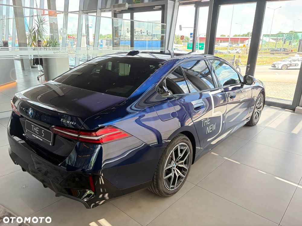 BMW Seria 5 530e PHEV M Sport - 5