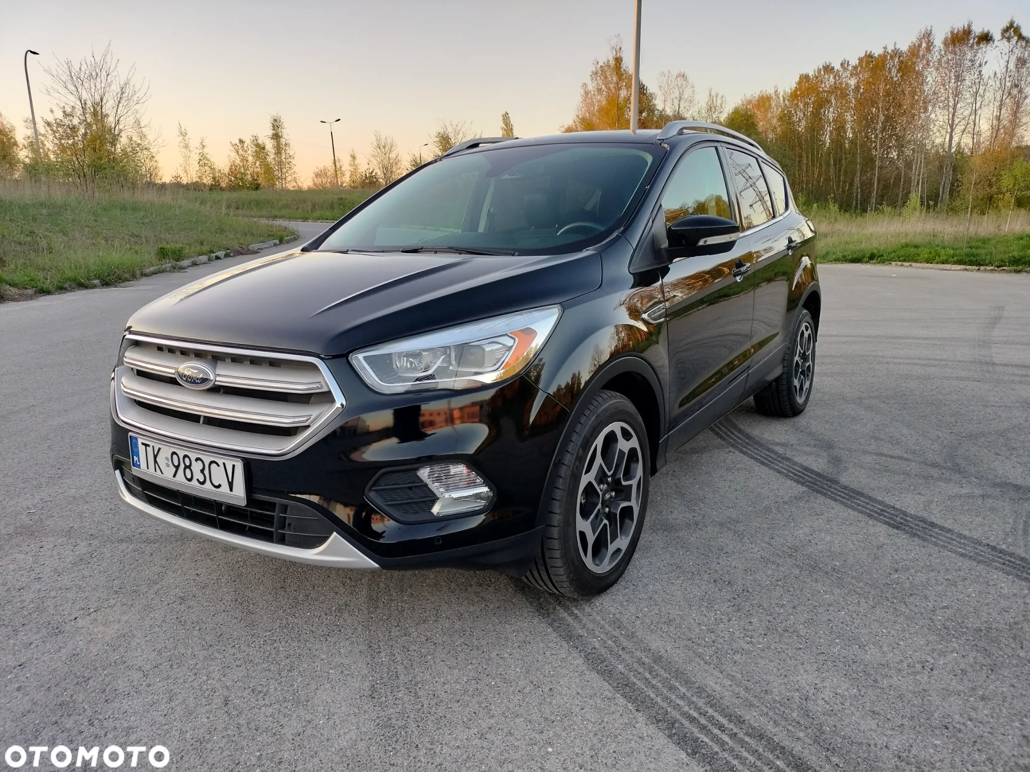 Ford Kuga - 2