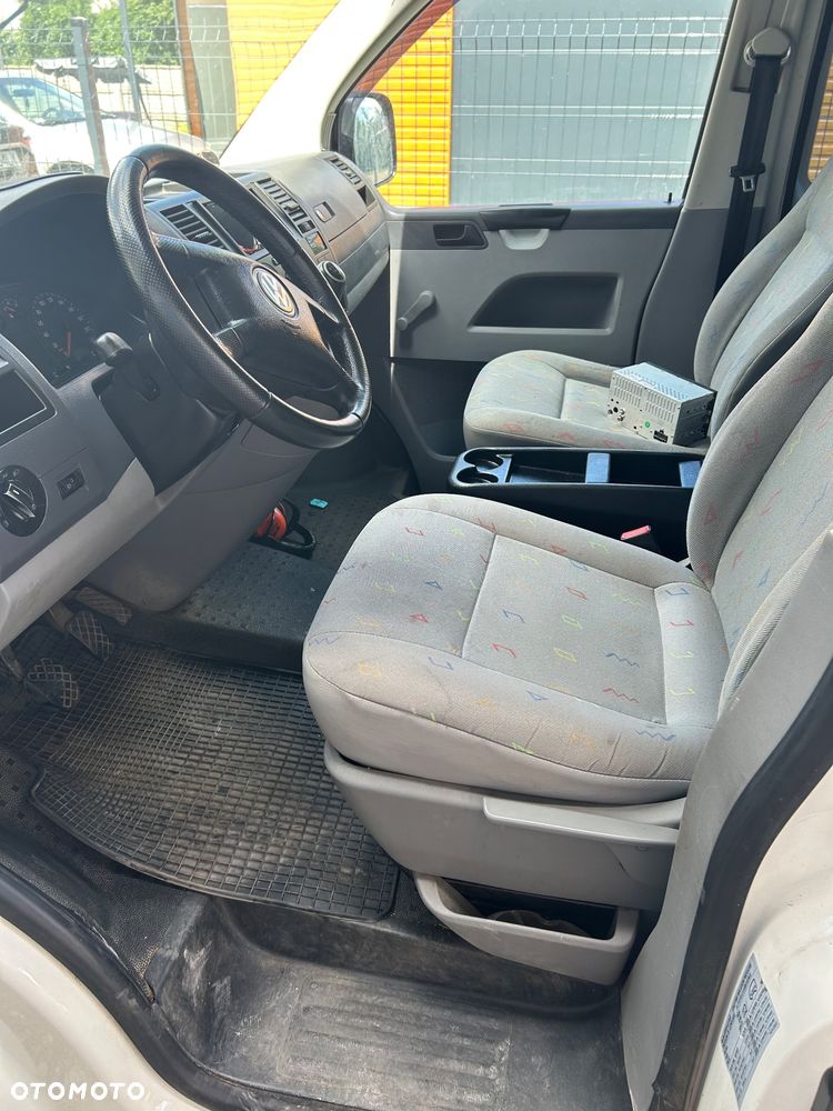 Volkswagen T5 - 6