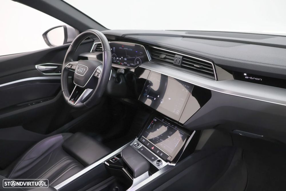 Audi e-tron 55 quattro S line - 8