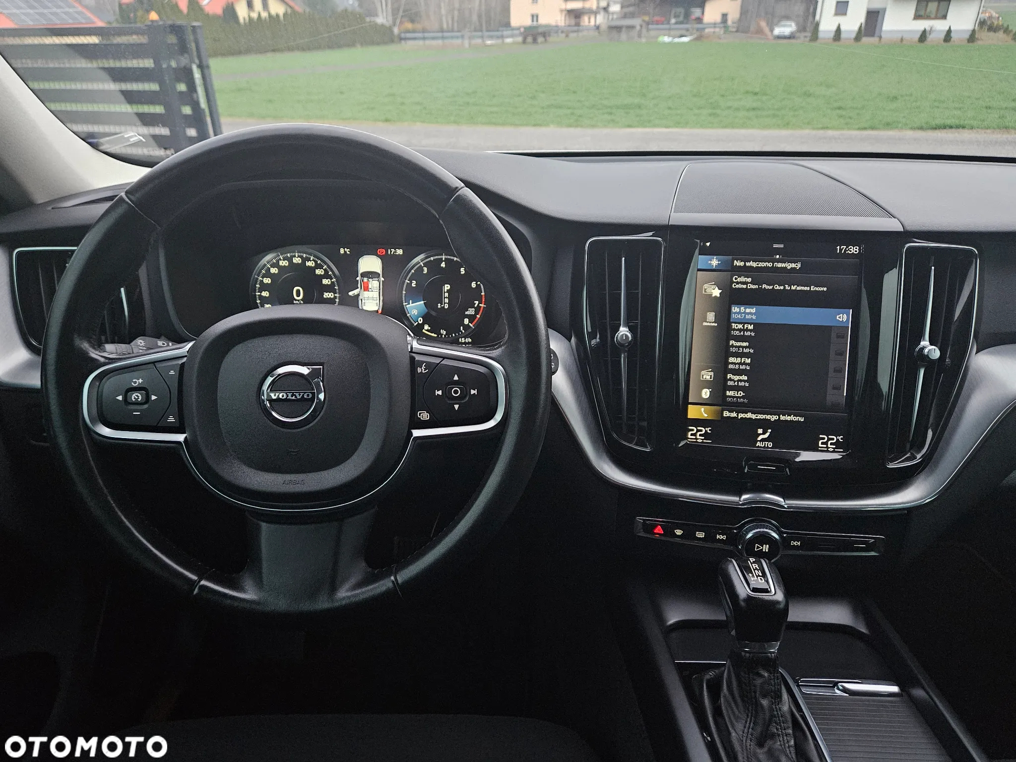 Volvo XC 60 T4 Momentum Pro - 21