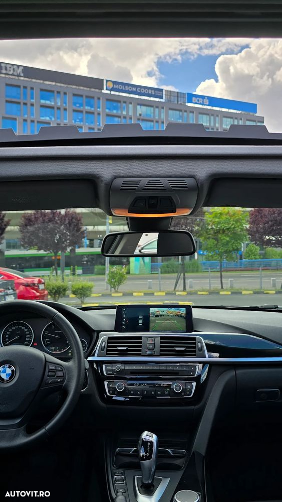 BMW Seria 3 320d Aut. Sport Line - 21
