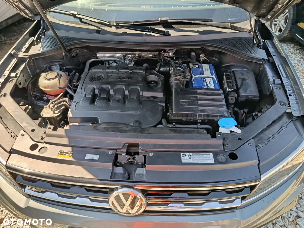 Volkswagen Tiguan 2.0 TDI SCR DSG R-Line - 28